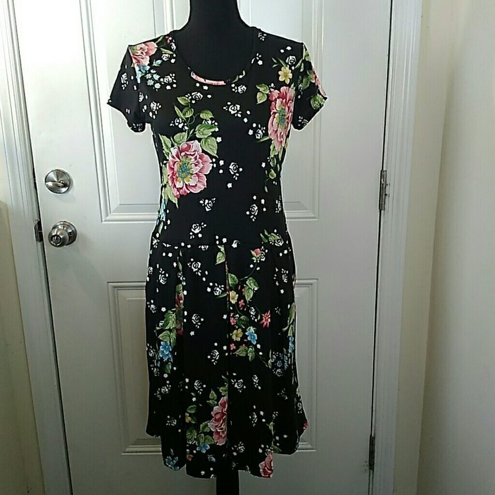 (3/$20) Paolino black printed dress with pockets
